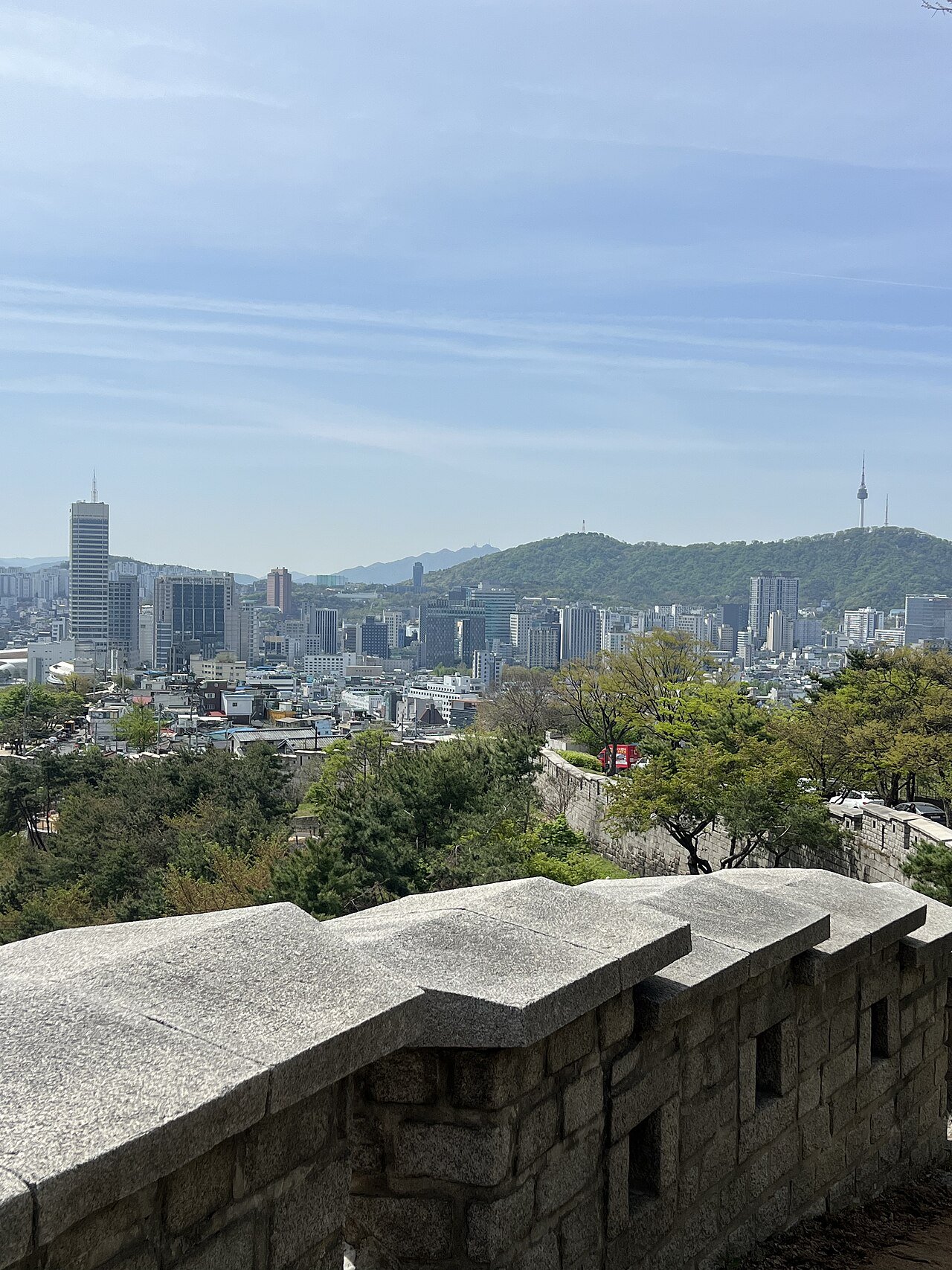 骆山公园与梨花壁画村
